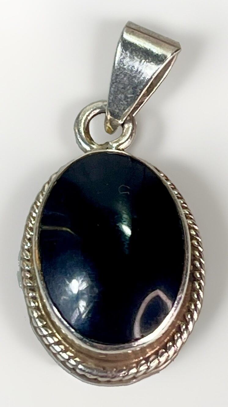 VTG Taxco Mexico Sterling Silver 925 Black Onyx Pendant Signed By TP-95 10.4g